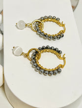 Cargar imagen en el visor de la galería, Arracadas Urano
