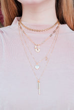 Cargar imagen en el visor de la galería, Collar de Candado en forma de Corazón.
