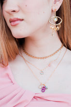 Cargar imagen en el visor de la galería, Collar de corcholata rosa.
