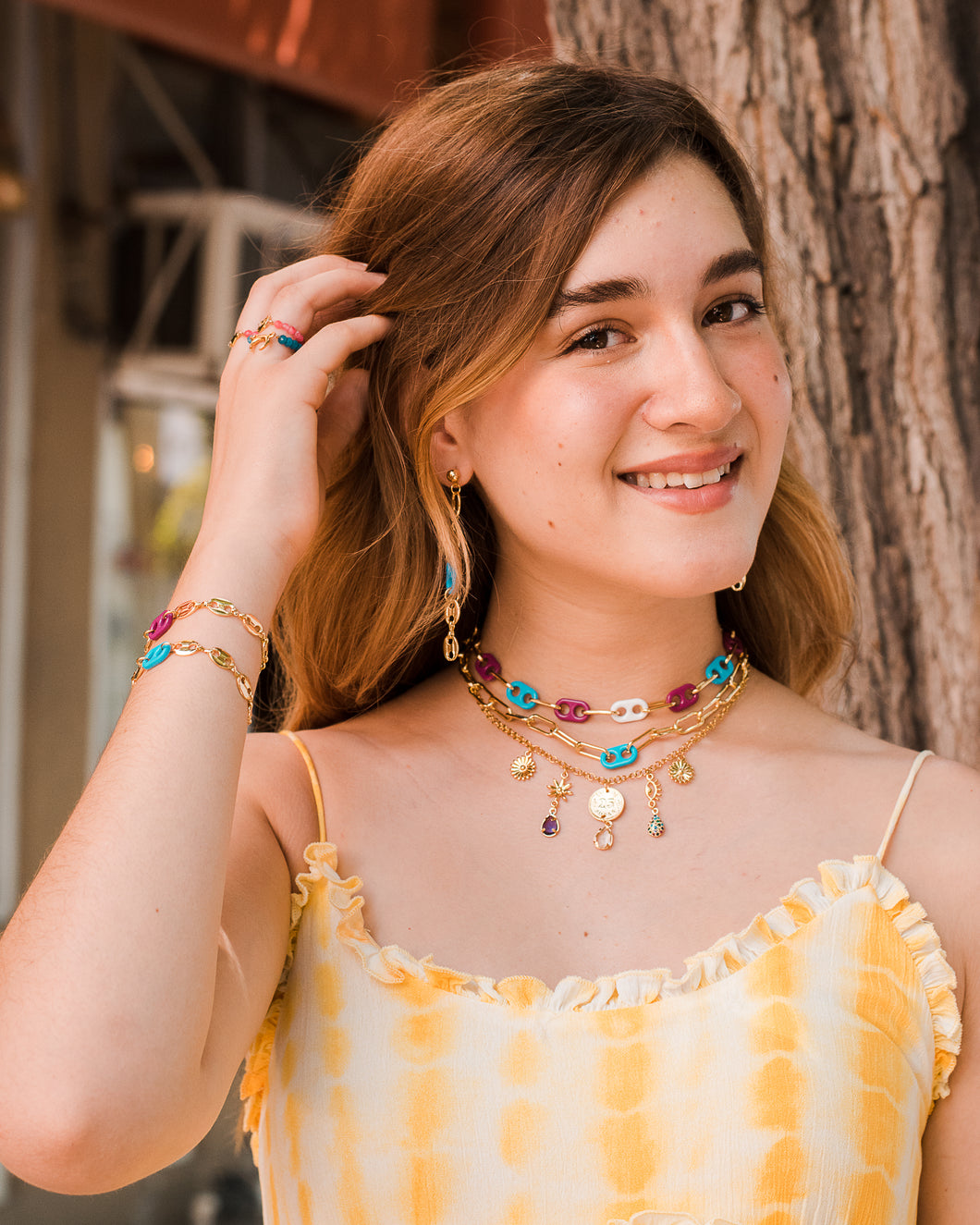 Set de dos chokers con abrelatas