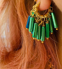 Cargar imagen en el visor de la galería, Aretes Flecos Hematita
