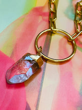 Cargar imagen en el visor de la galería, Collar con círculo y cuarzo natural
