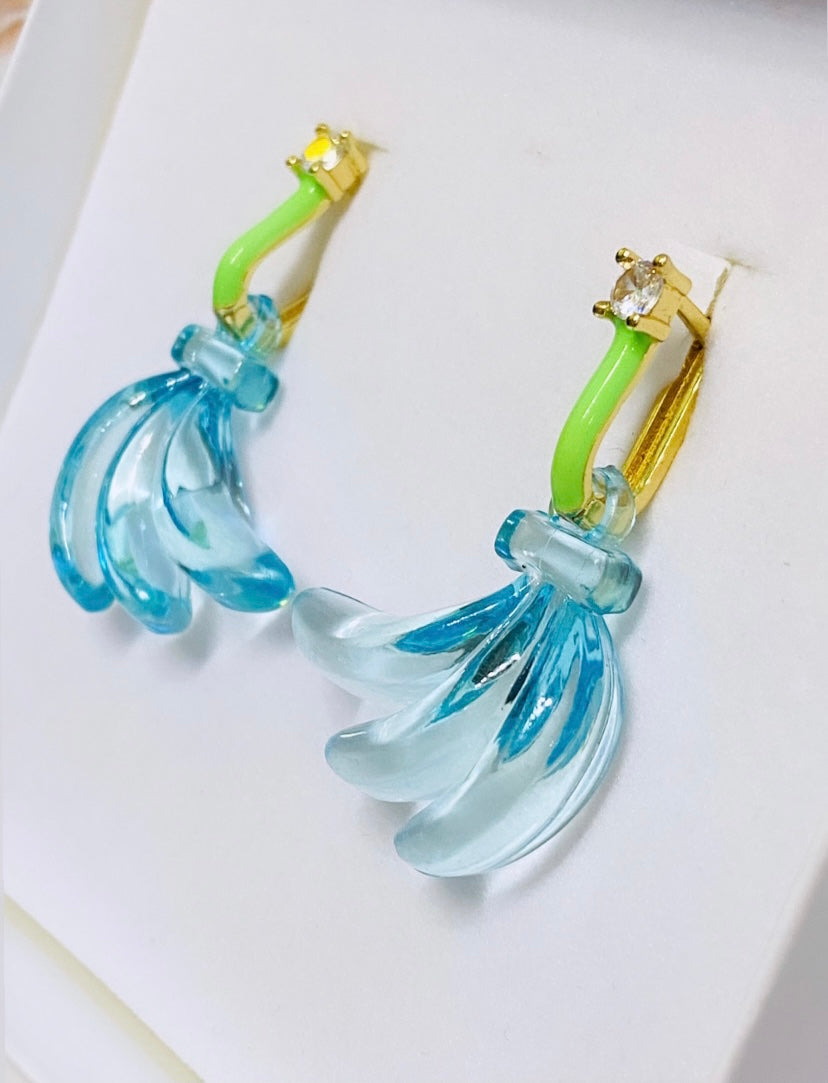 Aretes de bananas azules